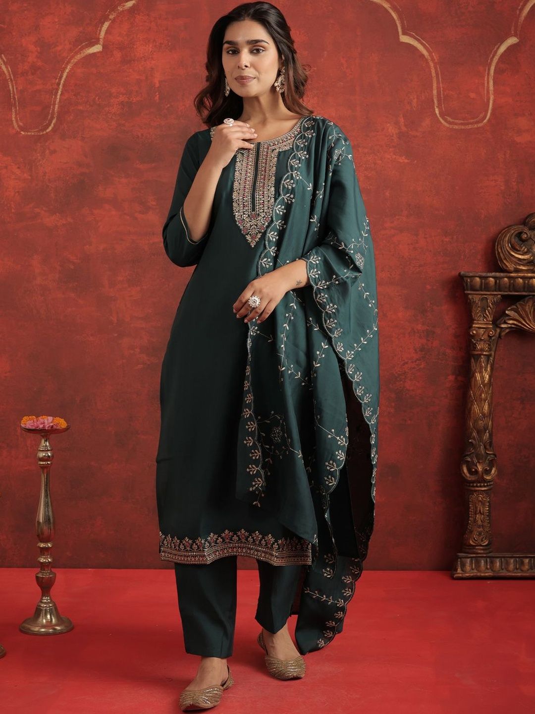 Floral Yoke Design Round Neck Thread Work Kurta With Trousers & Dupatta