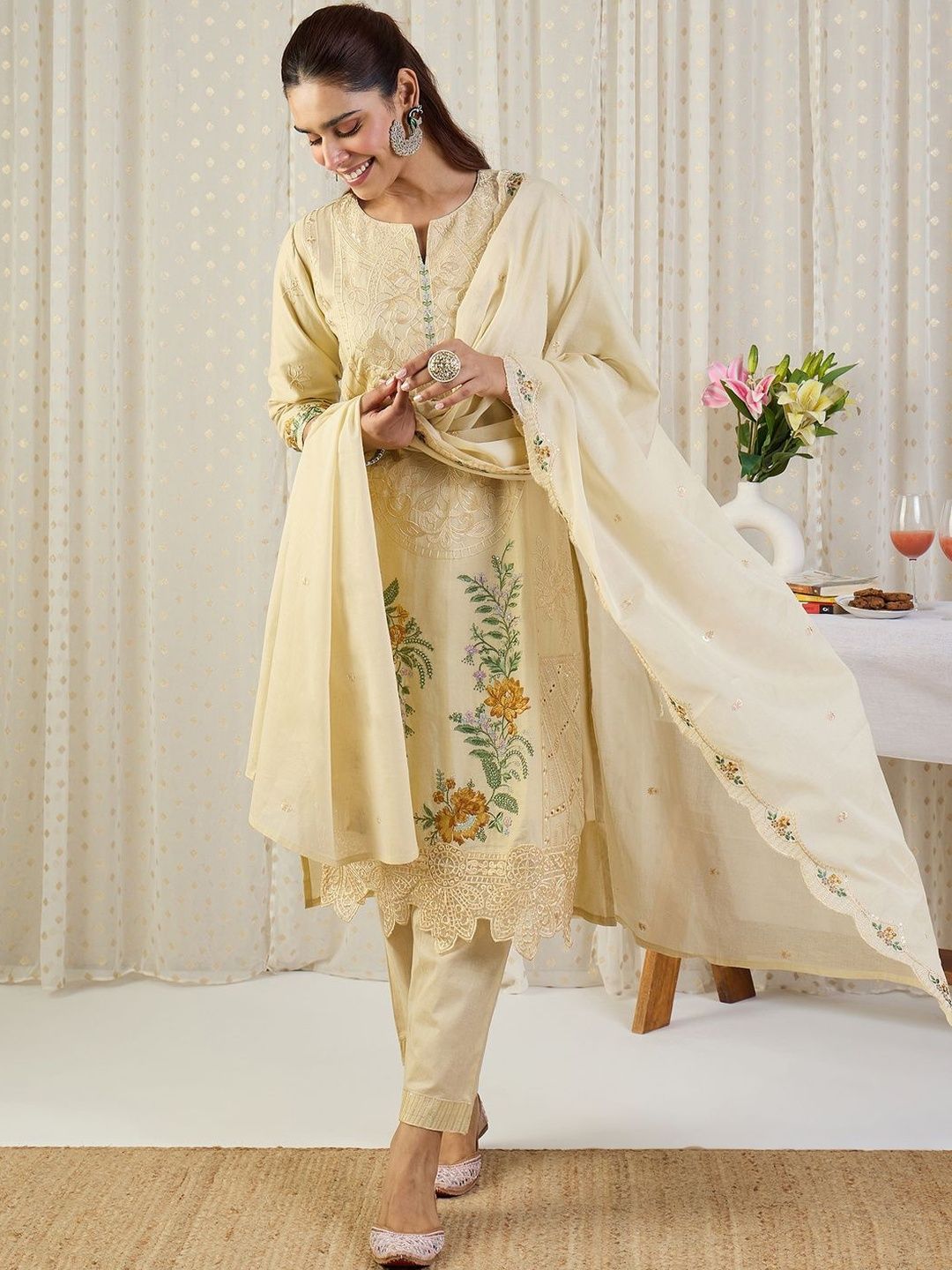Embroidered Notch Neck Thread Work Pure Cotton Kurta With Trousers & Dupatta
