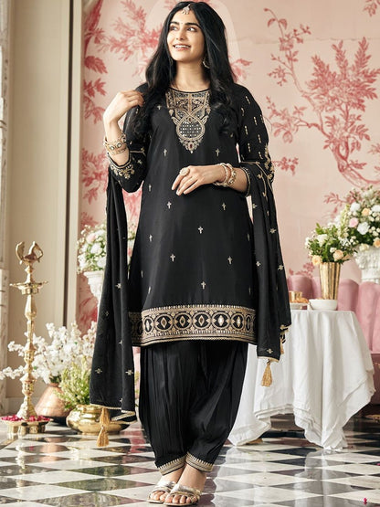 Dhiyona CH Floral Embroidered Straight Sequinned Kurta With Dhoti Pants & Dupatta