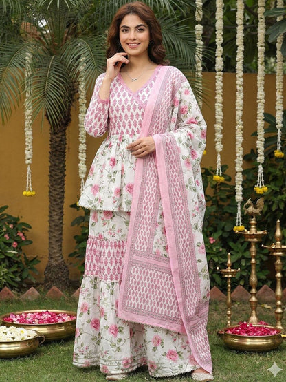 Dhiyona AN Women Floral Printed Tiered Pure Cotton Kurta with Sharara & With Dupatta