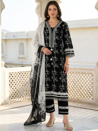 Women Floral Actual Embroidery Regular Thread Work Pure Cotton Kurta Set