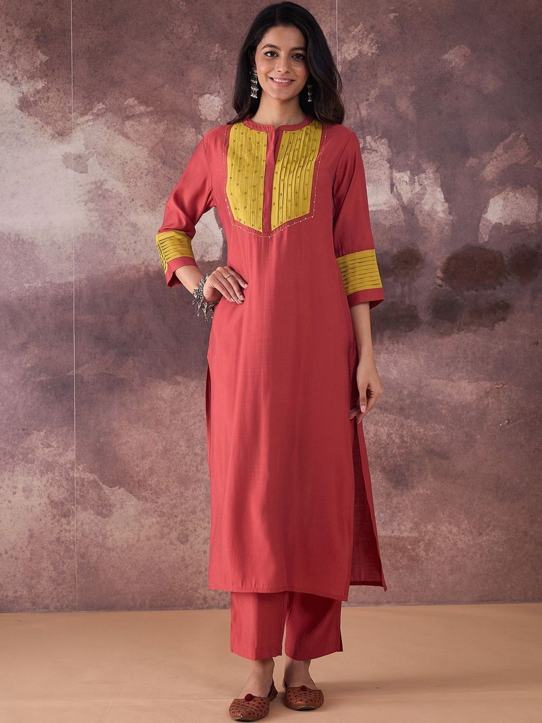 Dhiyona IE Embroidered Mandarin Collar Tunic With Trousers