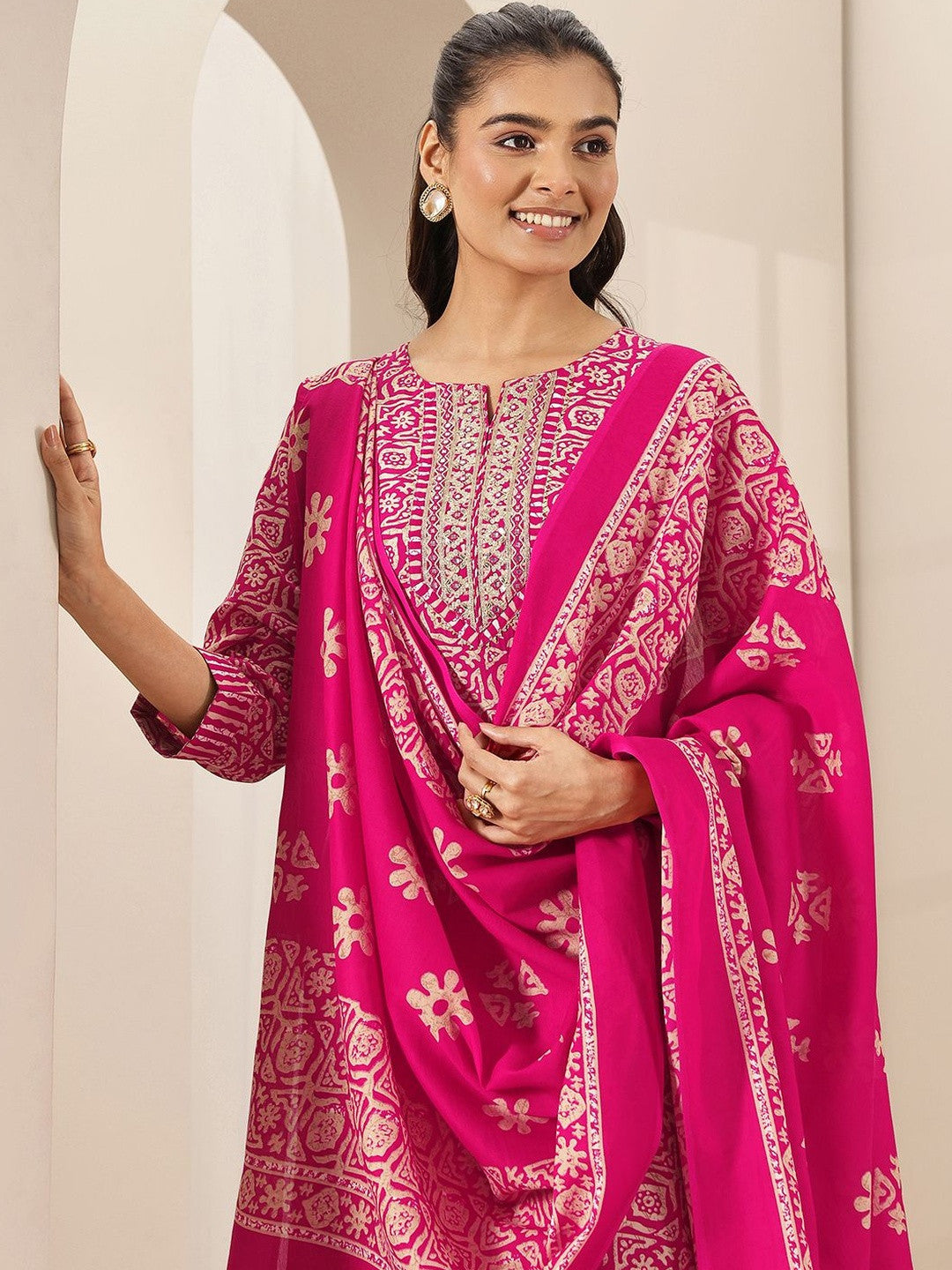 Women Ethnic Motifs Printed Regular Thread Work Kurta with Trousers & With Dupatta