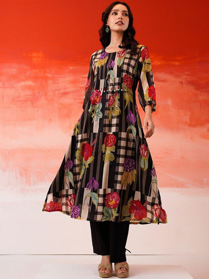 Printed Round Neck Kurta & Trousers