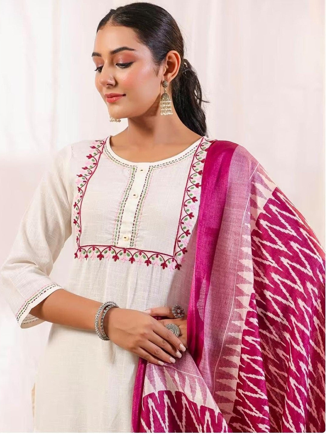 Dhiyona SN Pure Cotton Round Neck Kurta & Trousers With Dupatta