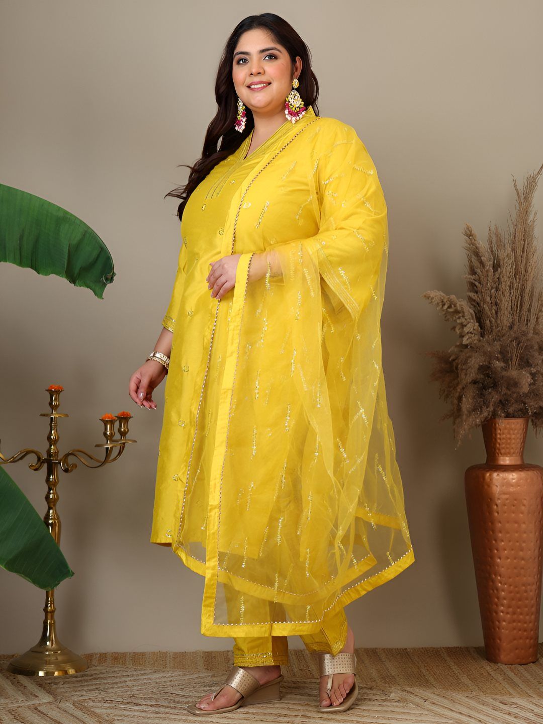 Dhiyona IN Women Floral Embroidered Regular Sequinned Kurta with Trousers & Dupatta
