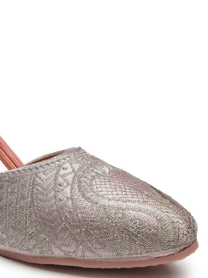 Dhiyona AK Women Embellished Flats