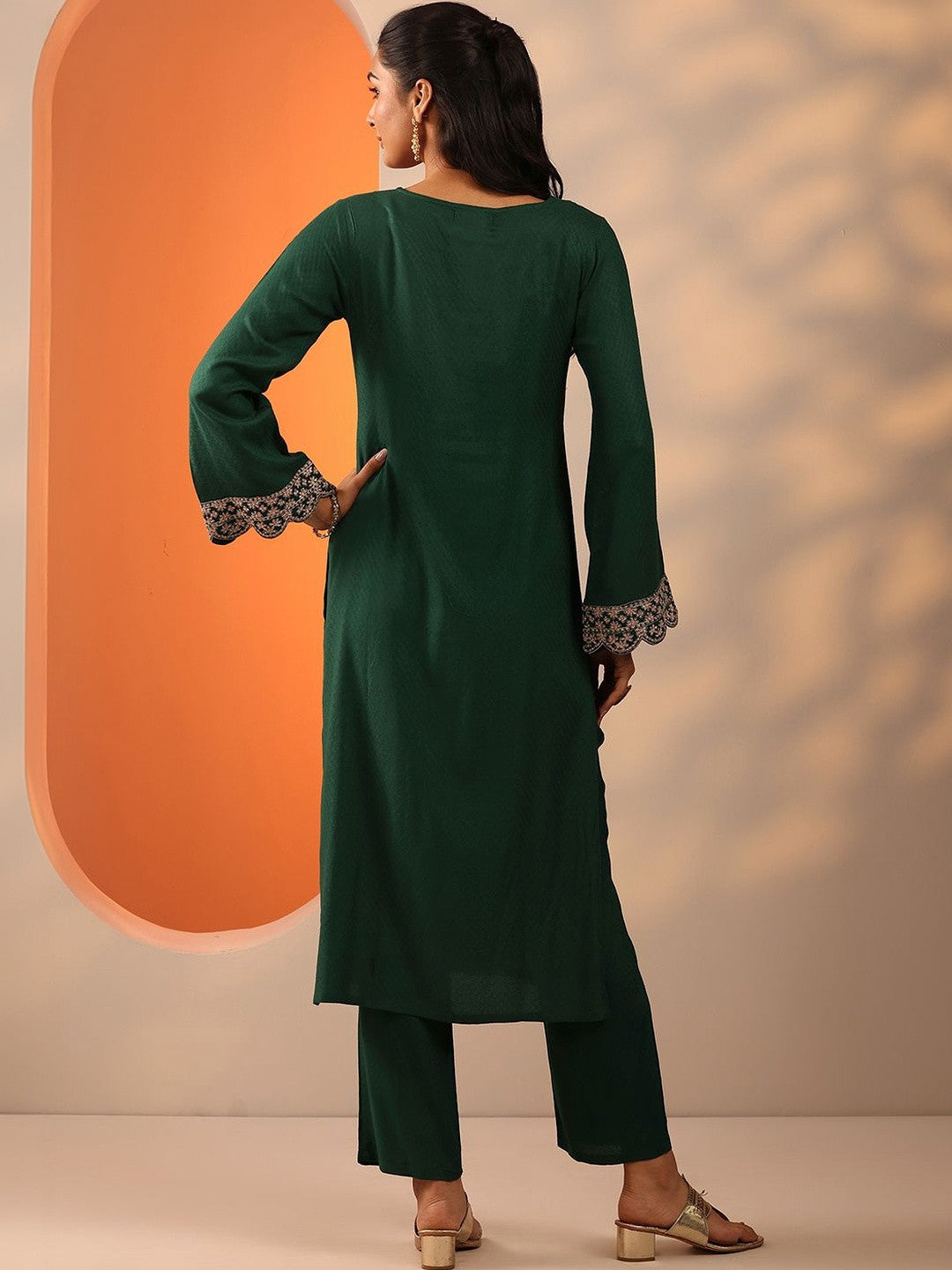 Women Ethnic Motifs Regular Thread Work Kurta with Trousers