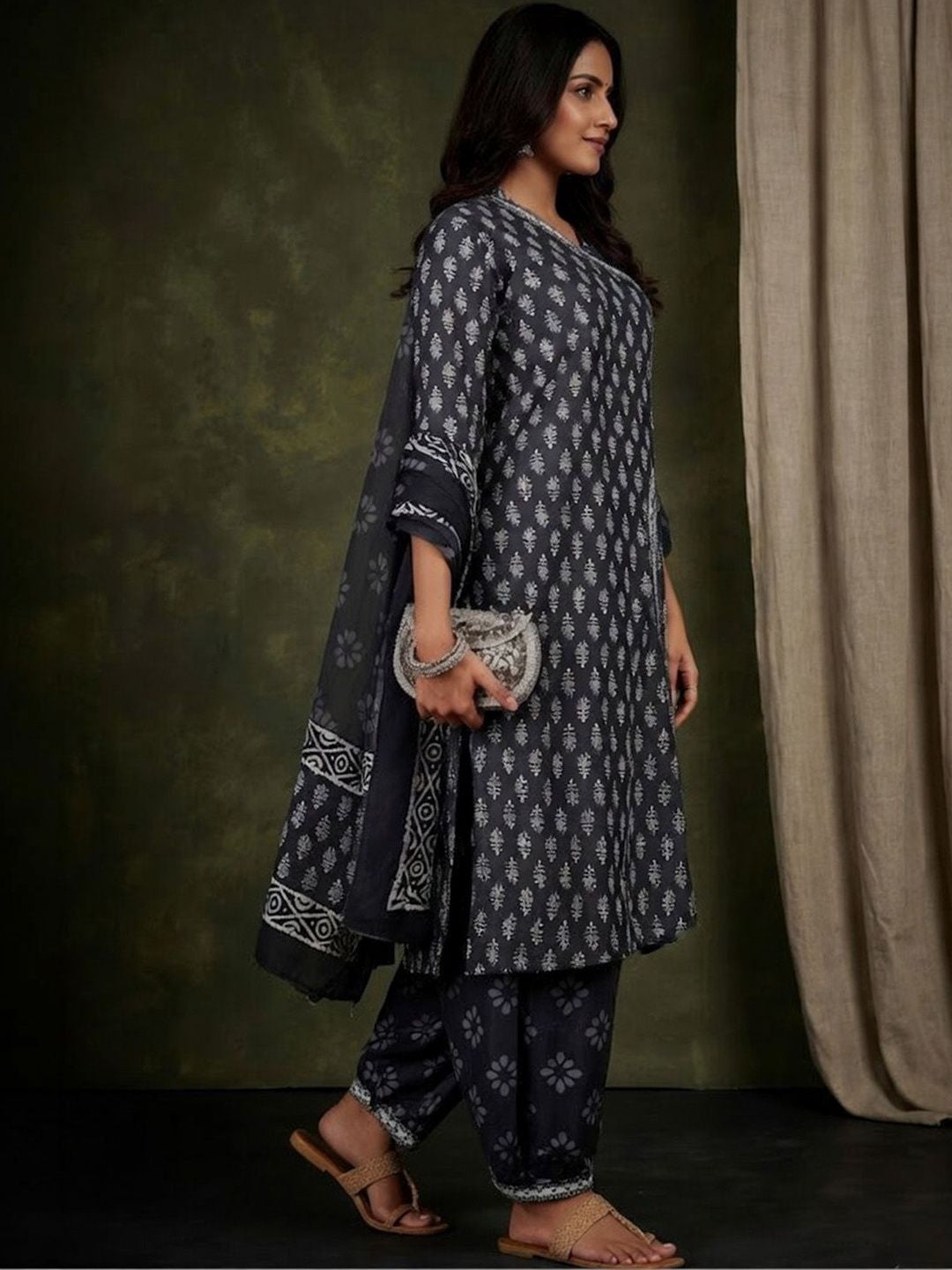 Printed V-Neck Kurta & Salwar With Dupatta