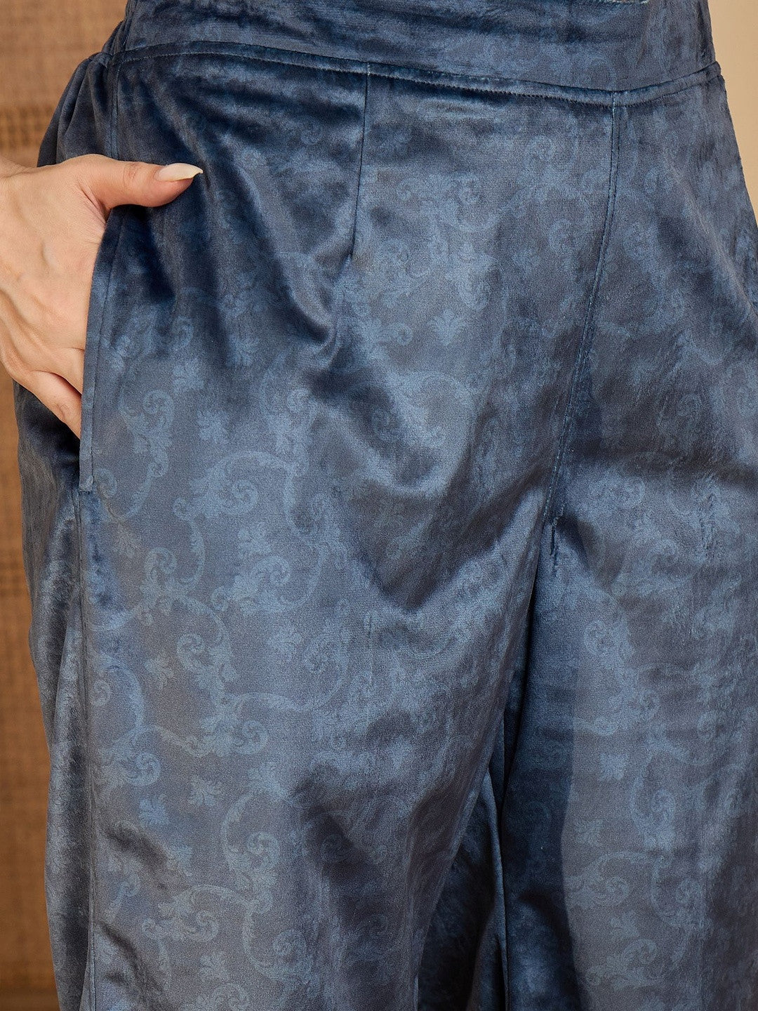 Printed Velvet Mandarin Collar Kurta & Trousers Kurta Sets