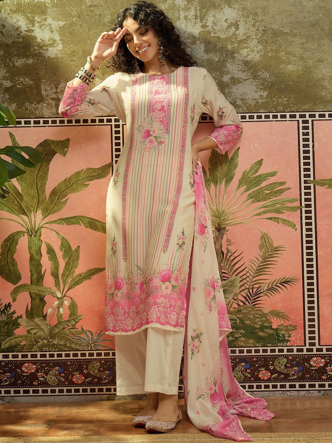 Floral Print Straight Kurta & Trousers