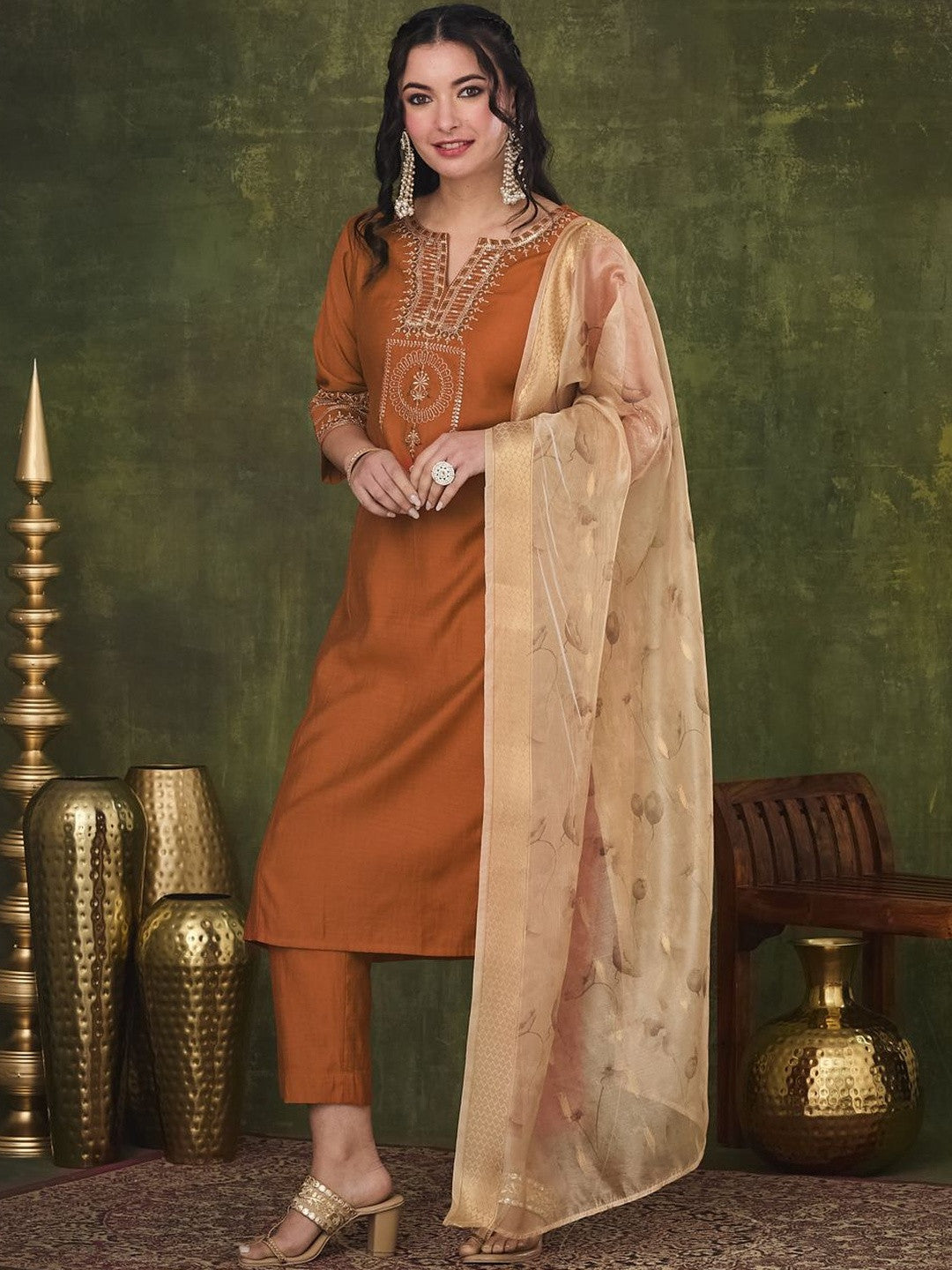 Embroidered Notched Neck Kurta & Trousers With Dupatta