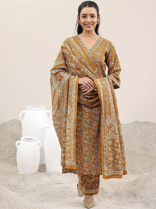 Women Floral Printed Kurta with Trousers & Dupatta