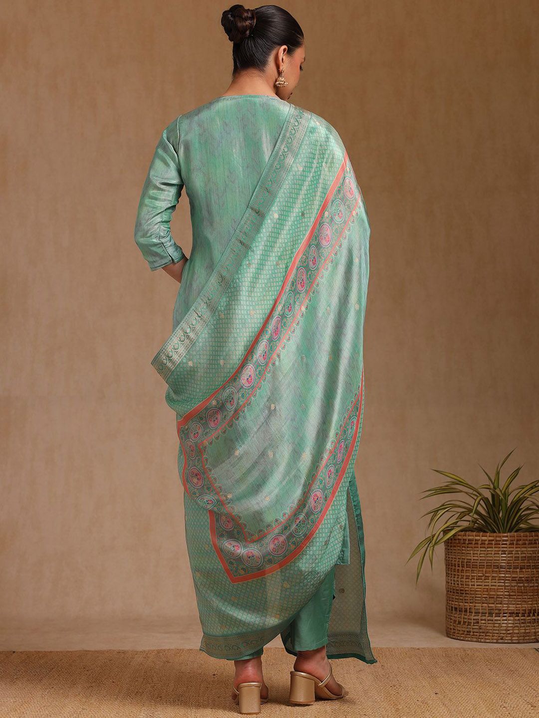 Dhiyona SO Women's Women Ethnic Motifs Embroidered Regular Beads and Stones Kurta with Trousers & With Dupatta