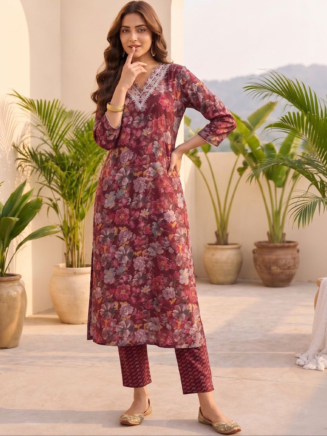 Red Women Floral Printed Regular Thread Work Kurta with Trousers & With Dupatta