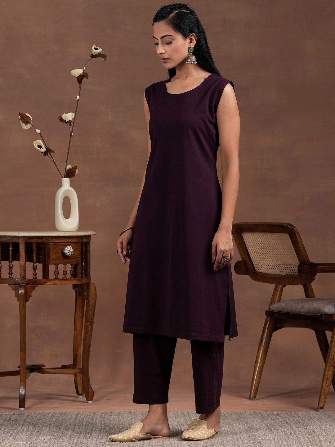 Women Ethnic Motifs Printed Regular Thread Work Kurta with Trousers