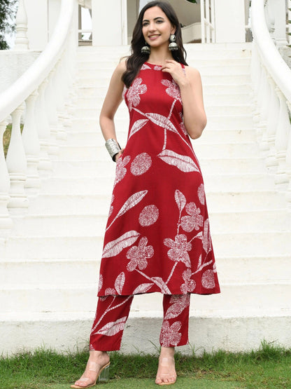 Women Floral Printed Regular Kurta with Trousers