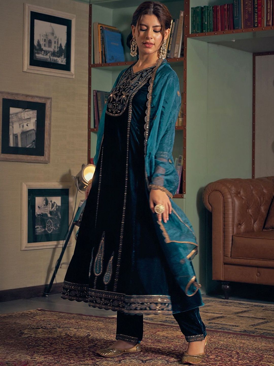 Dhiyona CH Women Ethnic Motifs Embroidered Regular Velvet Kurta with Trousers & With Dupatta