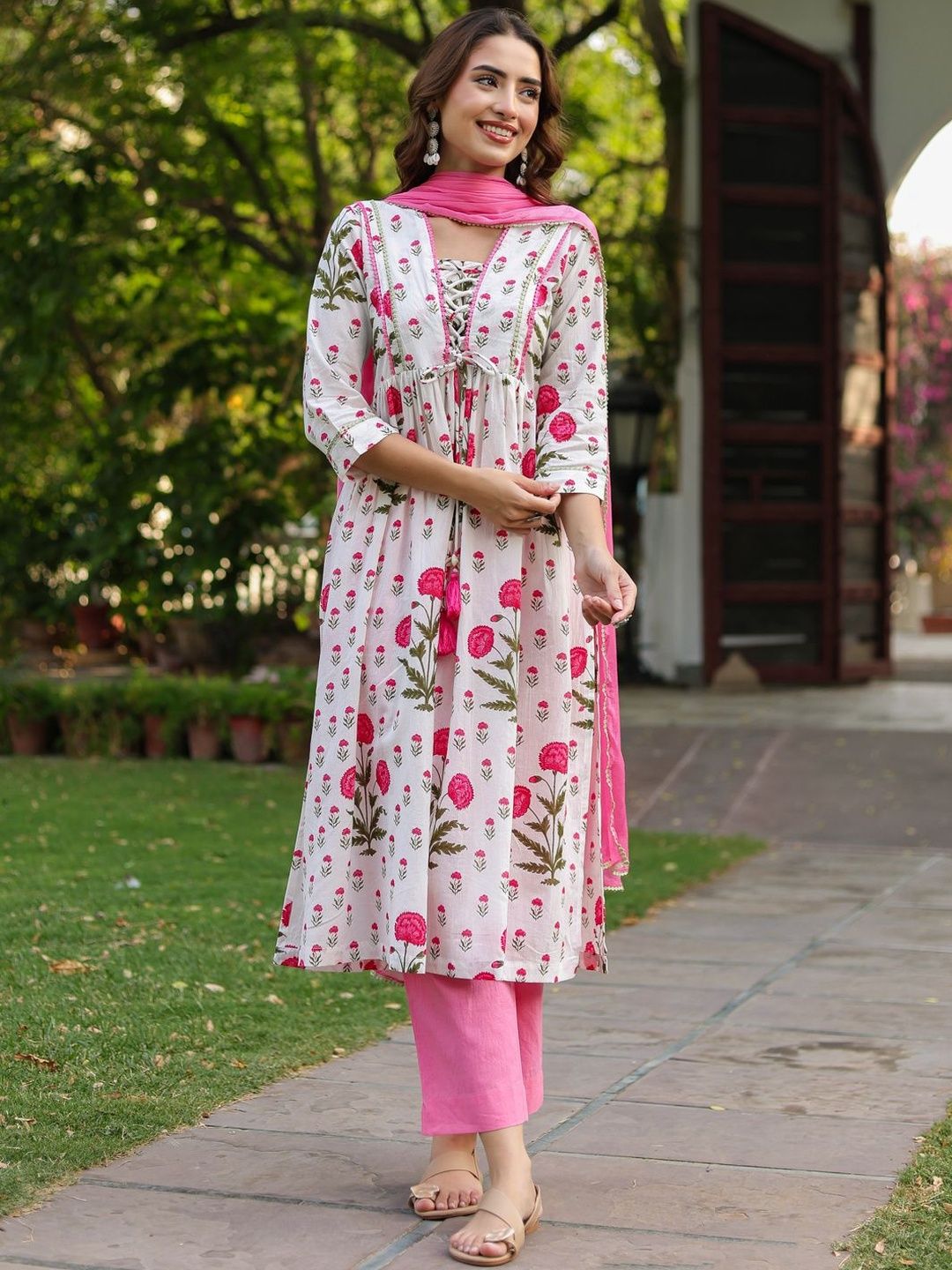 Dhiyona RR Women's Floral Printed Cotton Kurta with Trousers & Dupatta