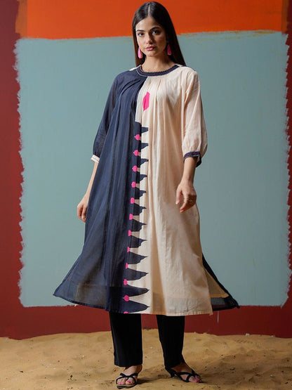 Round Neck Kurta & Trousers