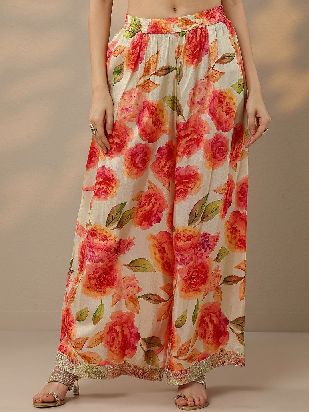 Dhiyona LL Women Floral Printed Above Knee Regular Straight Kurta with Palazzos & Dupatta