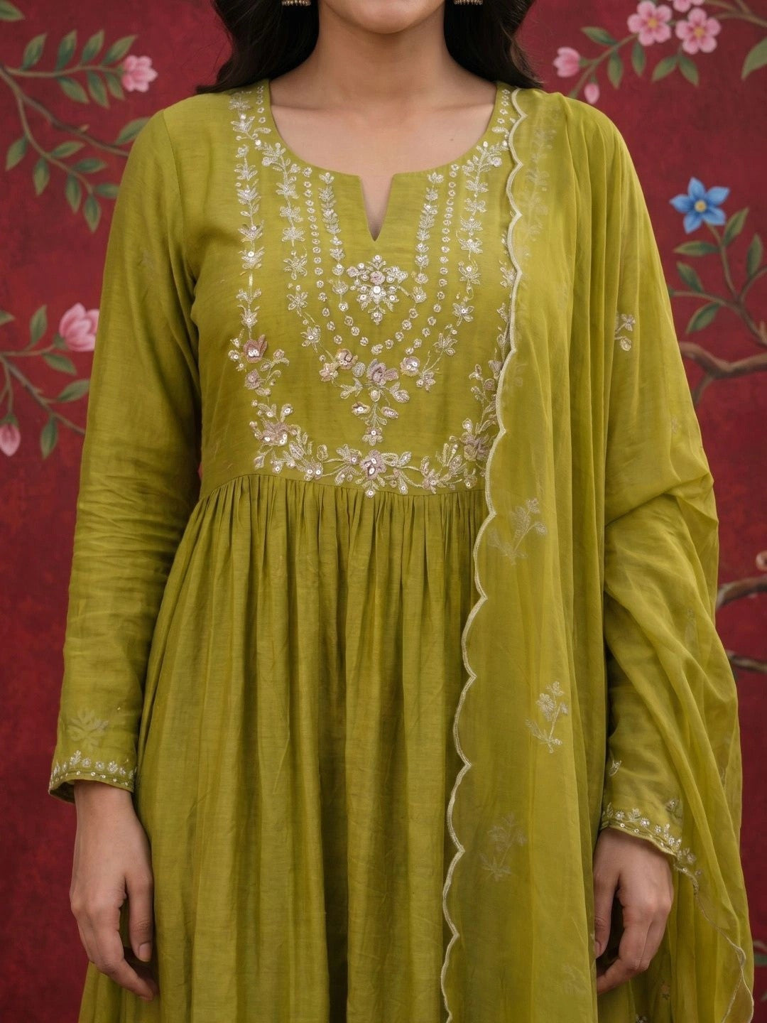 Women Ethnic Motifs Embroidered Empire Thread Work Pure Silk Kurta with Trousers & With Dupatta