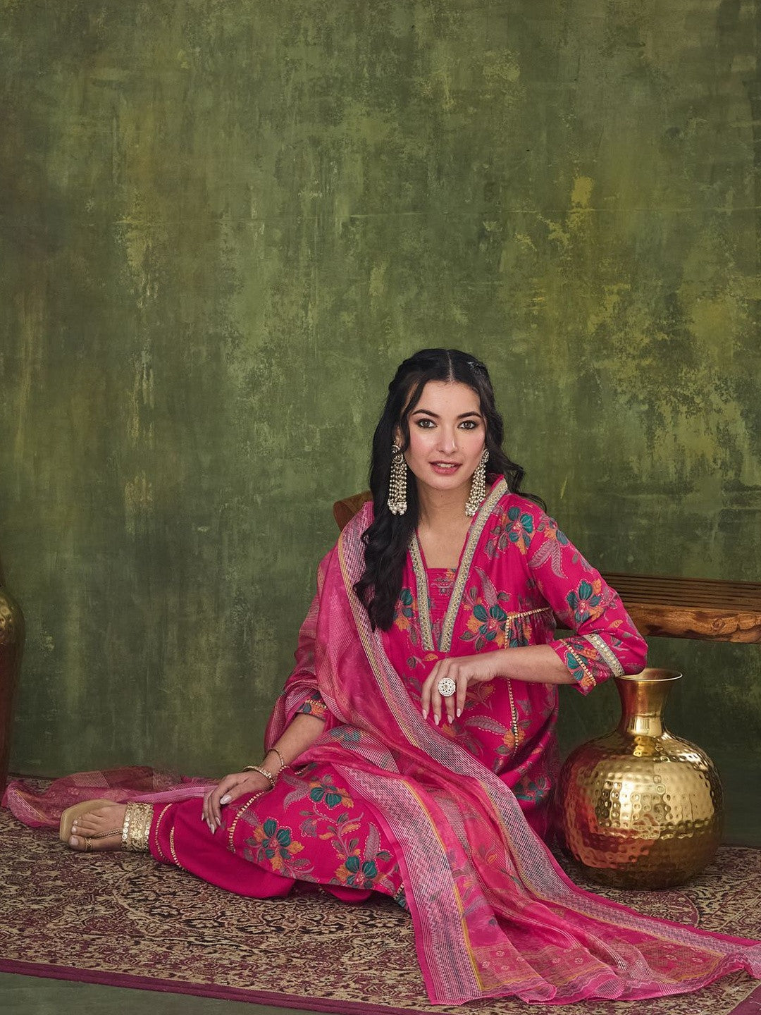 Printed Round Neck Kurta Sets
