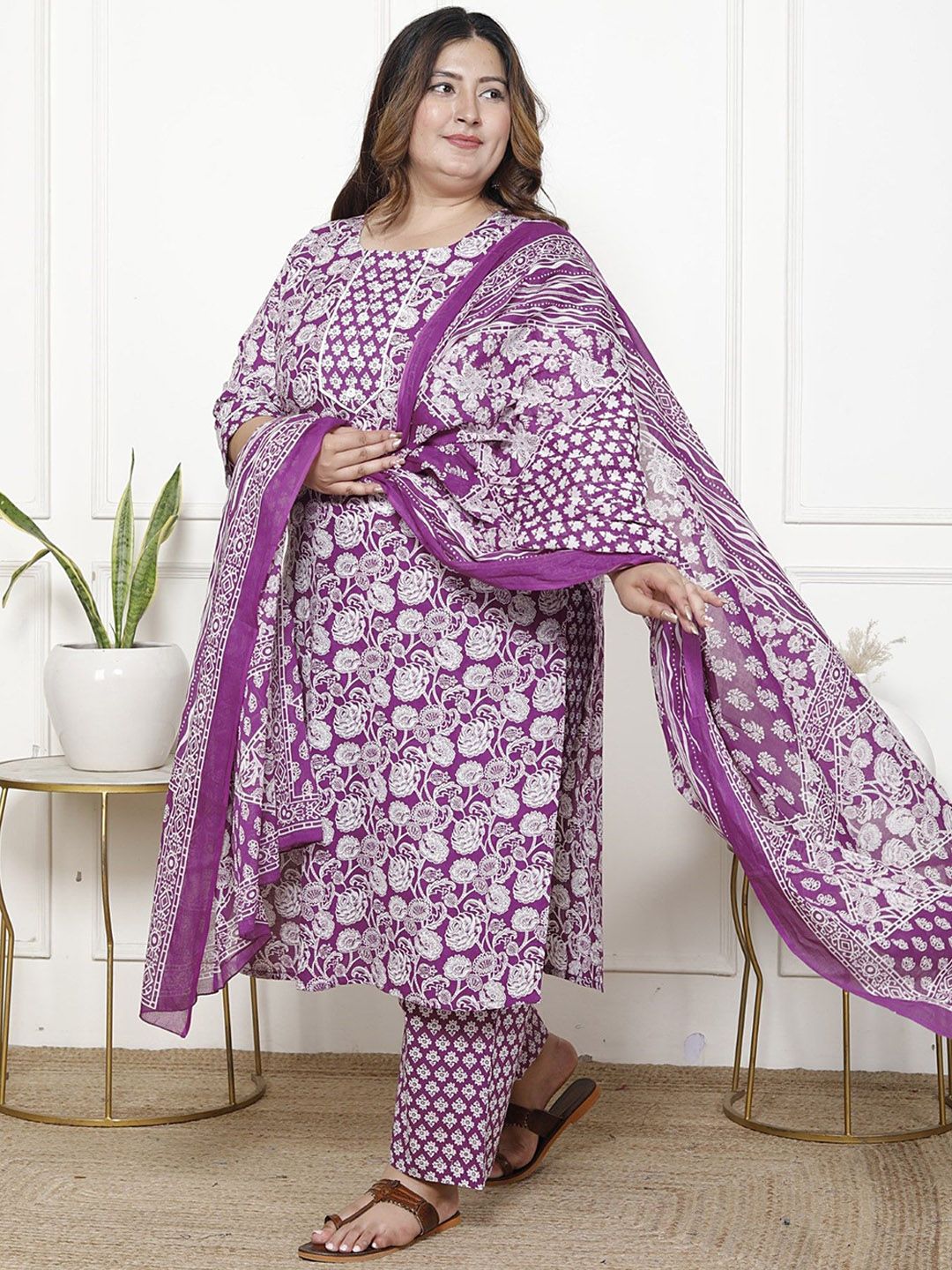 Dhiyona KL Floral Printed Pure Cotton Straight Kurta With Trouser And Dupatta
