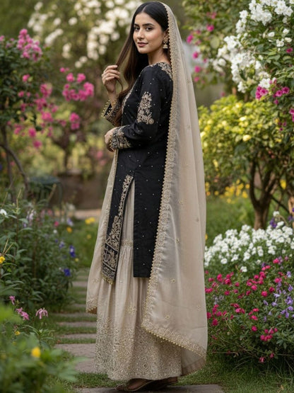 Dhiyona KL Women Ethnic Motifs Embroidered Regular Kurta with Sharara & With Dupatta