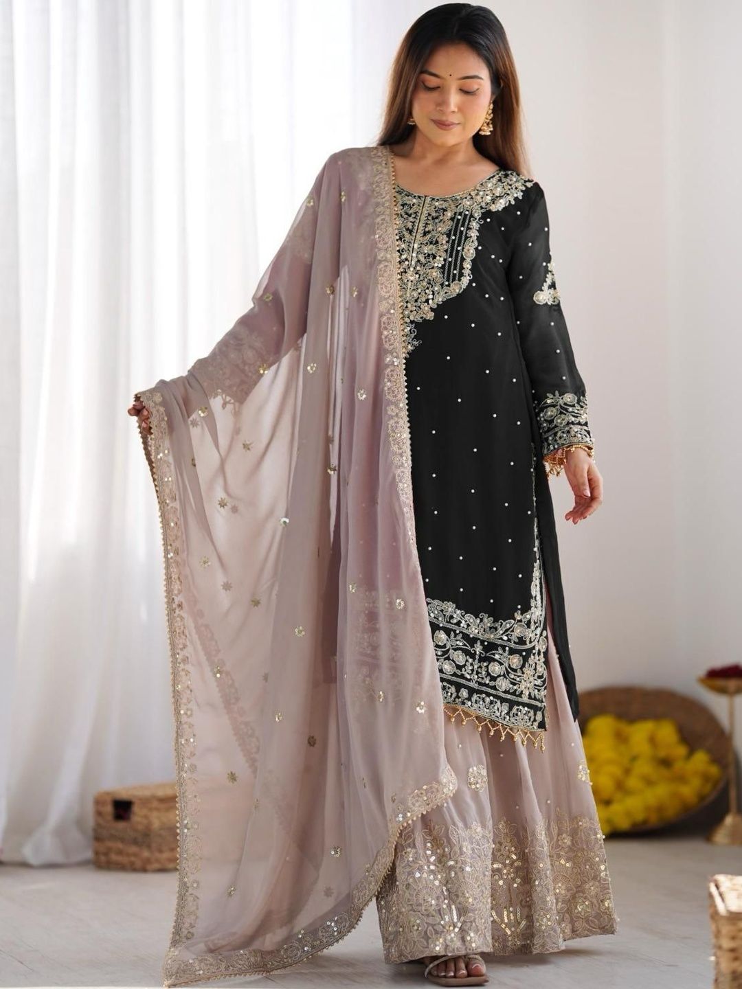 Dhiyona KL Women Ethnic Motifs Embroidered Regular Kurta with Sharara & With Dupatta
