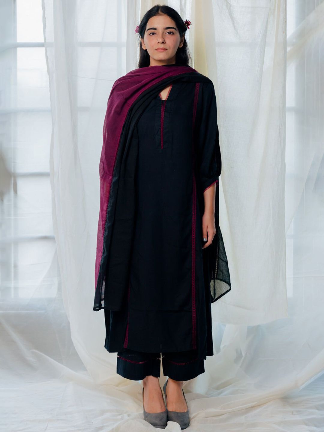 Dhiyona KL V-Neck Straight Panelled Kurta With Palazzos & Dupatta