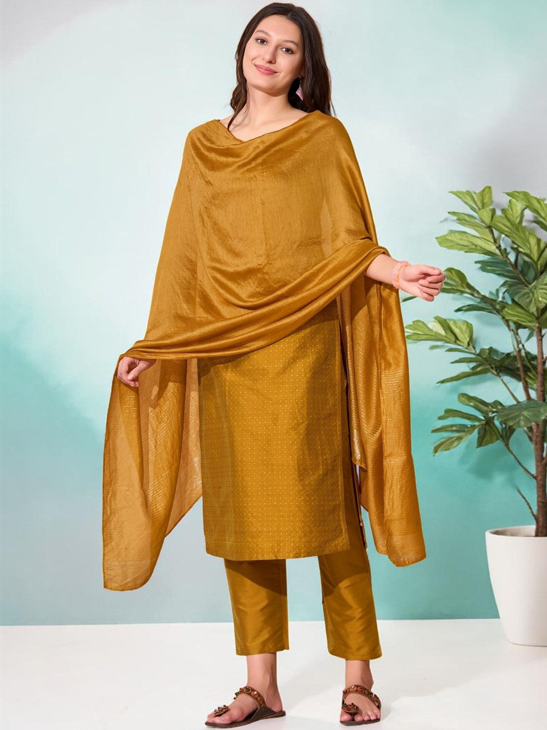 Dhiyona SN Woven Design Round Neck Kurta & Trousers With Dupatta