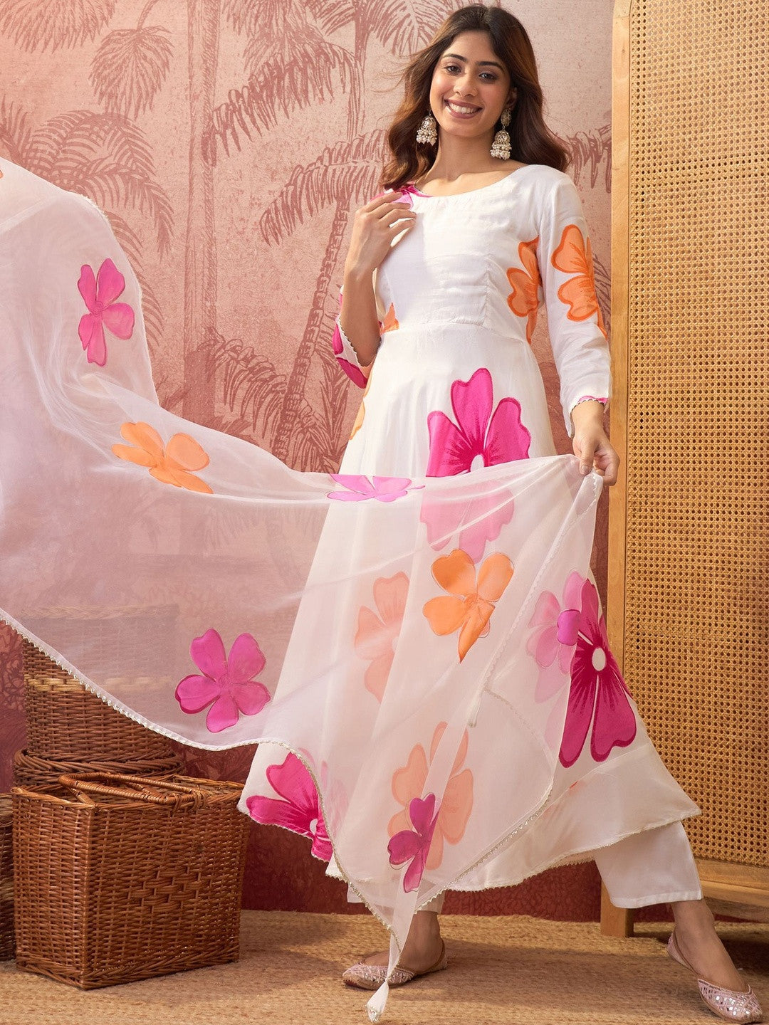 Printed Round Neck Kurta & Trousers With Dupatta