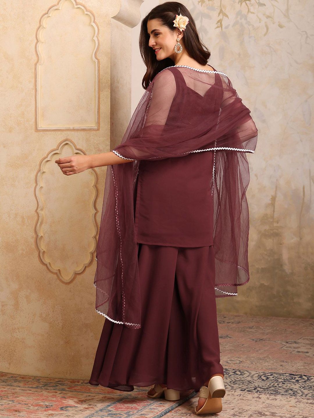 Dhiyona IN Floral Embroidered Sweetheart Neck Sequinned Kurti With Palazzos & Dupatta