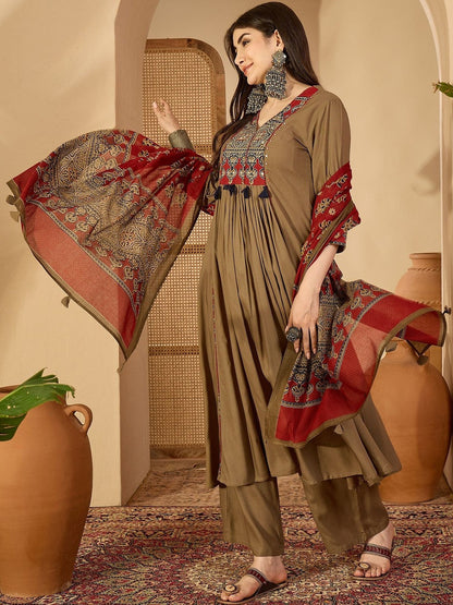 Embroidered Kurta Set