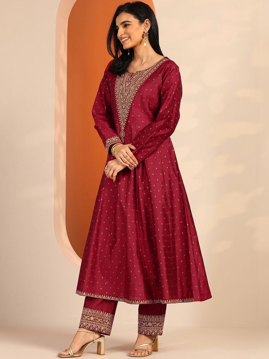 Women Ethnic Motifs Regular Thread Work Kurta with Trousers & With Dupatta