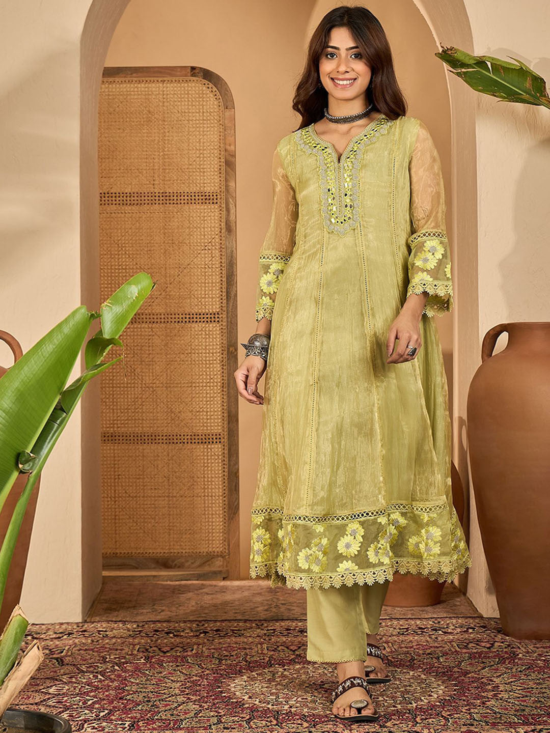 Women Floral Embroidered Anarkali Kurta with Trousers & Dupatta