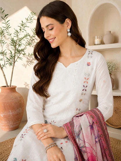 Women Ethnic Motifs Embroidered Regular Thread Work Pure Cotton Kurta with Trousers & With Dupatta