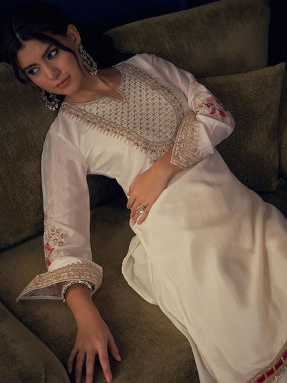 Dhiyona CH Women Ethnic Motifs Embroidered Regular Thread Work Kurta with Sharara