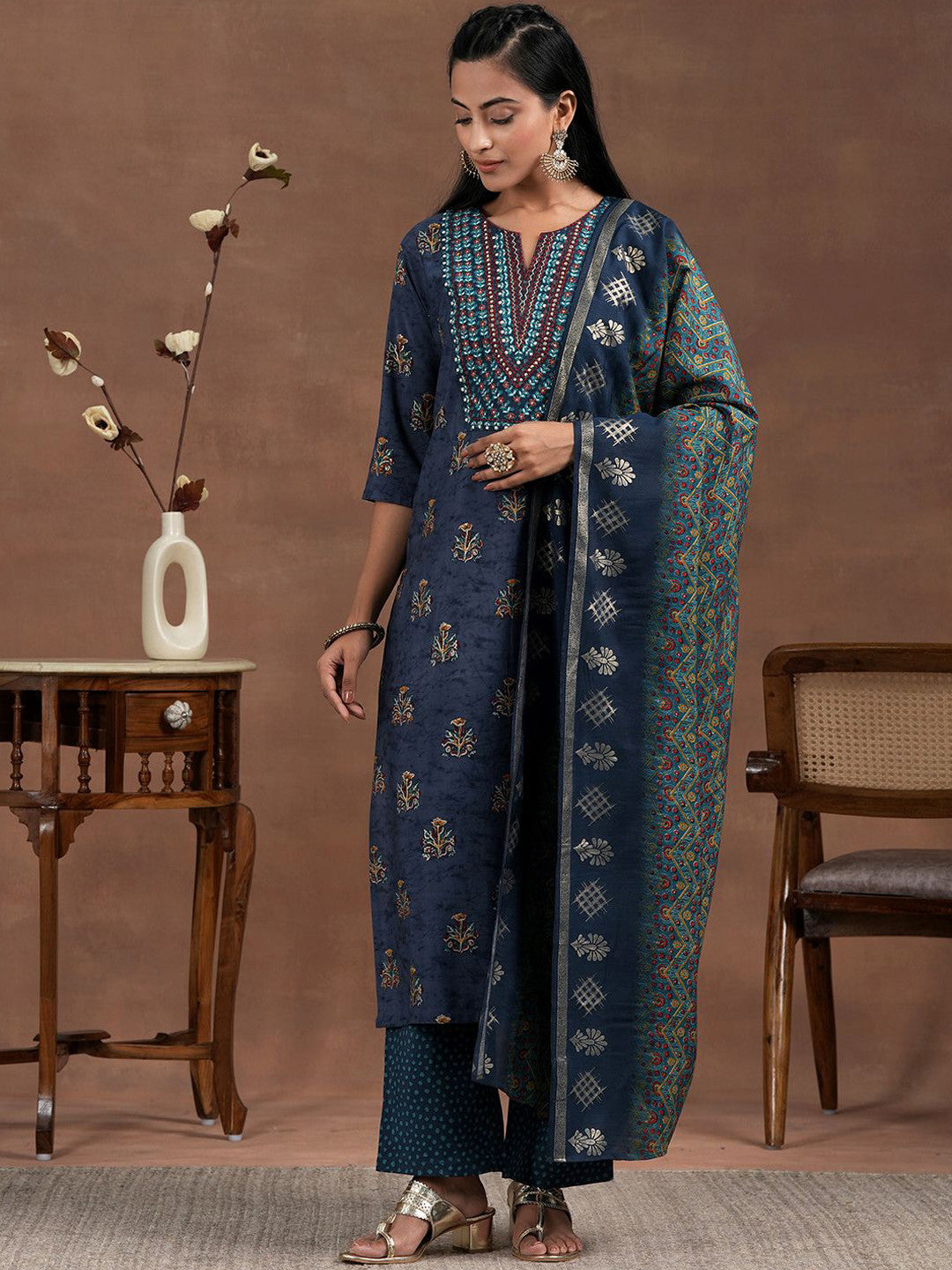 Floral Printed Thread Work Straight Kurta With Palazzos & Dupatta