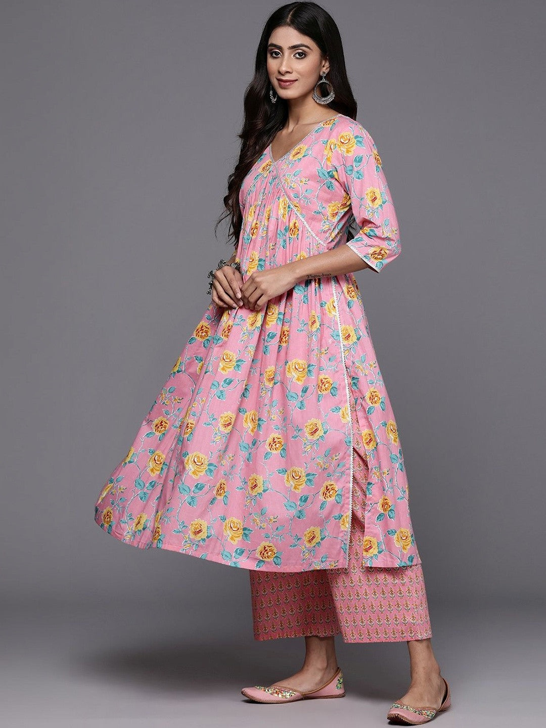 Women Floral Printed Tiered Kurta with Palazzos & With Dupatta