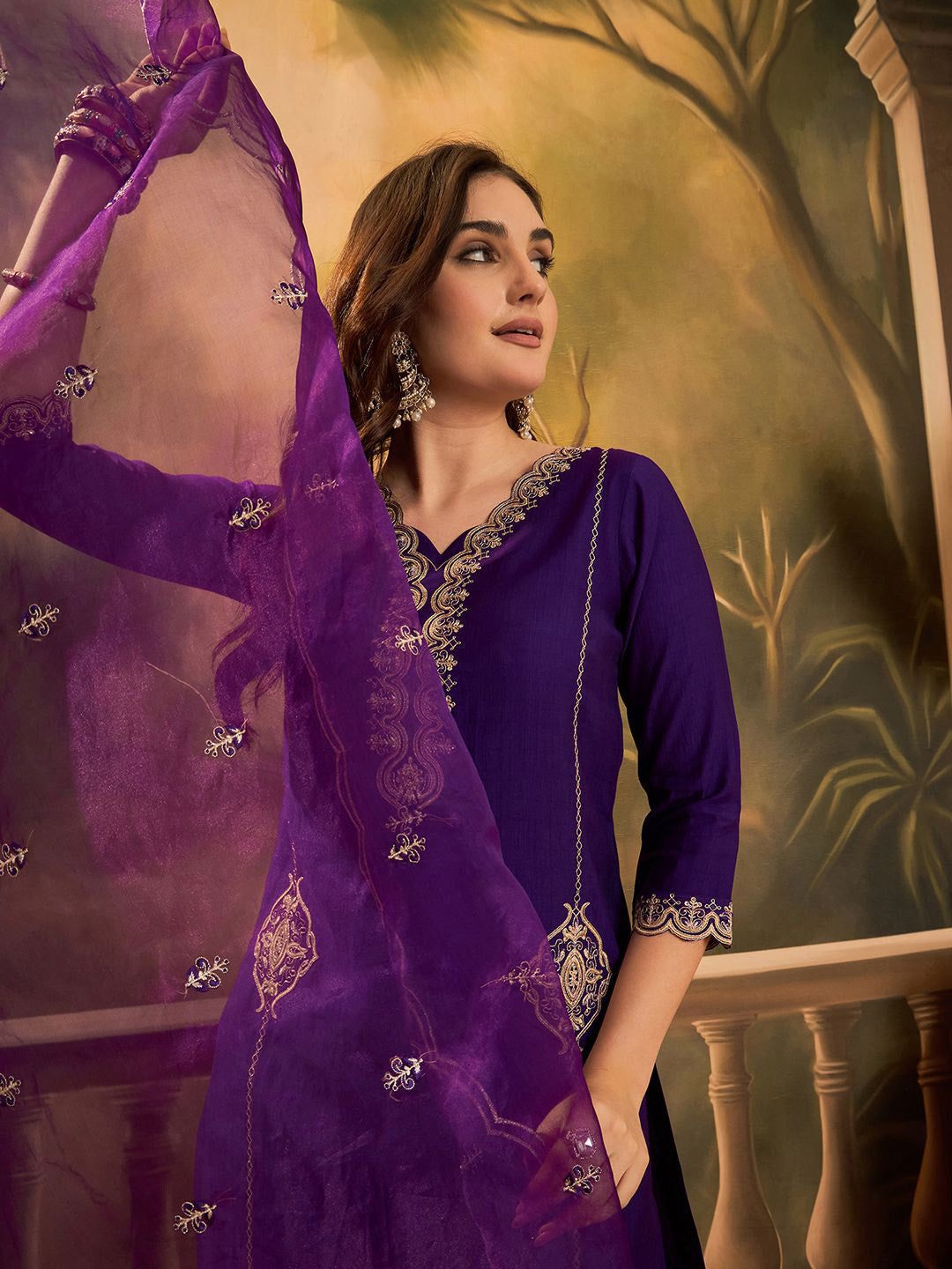 Ethnic Motifs Embroidered V-Neck Sequinned Straight Kurta With Trousers & Dupatta