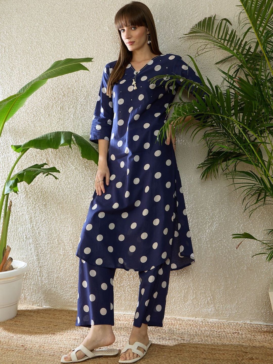 Dhiyona IE Women Printed Regular Thread Work Pure Cotton Kurta with Palazzos