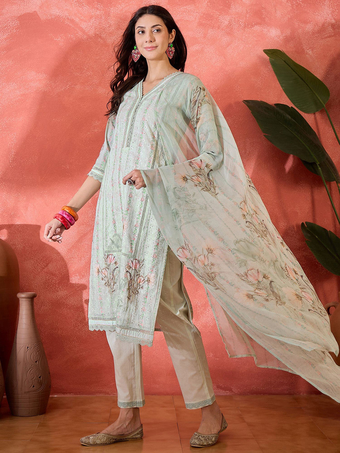 Floral Embroidered V Neck Chikenkari Pure Cotton Kurta With Trousers And Dupatta