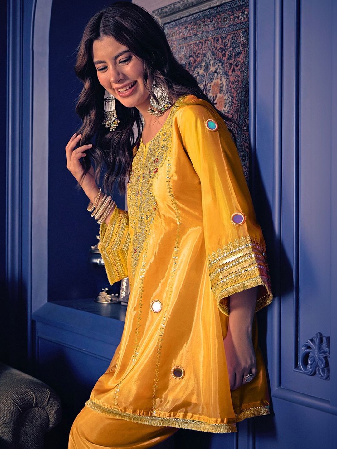 Dhiyona CH Women Ethnic Motifs Embroidered Regular Mirror Work Kurta with Salwar