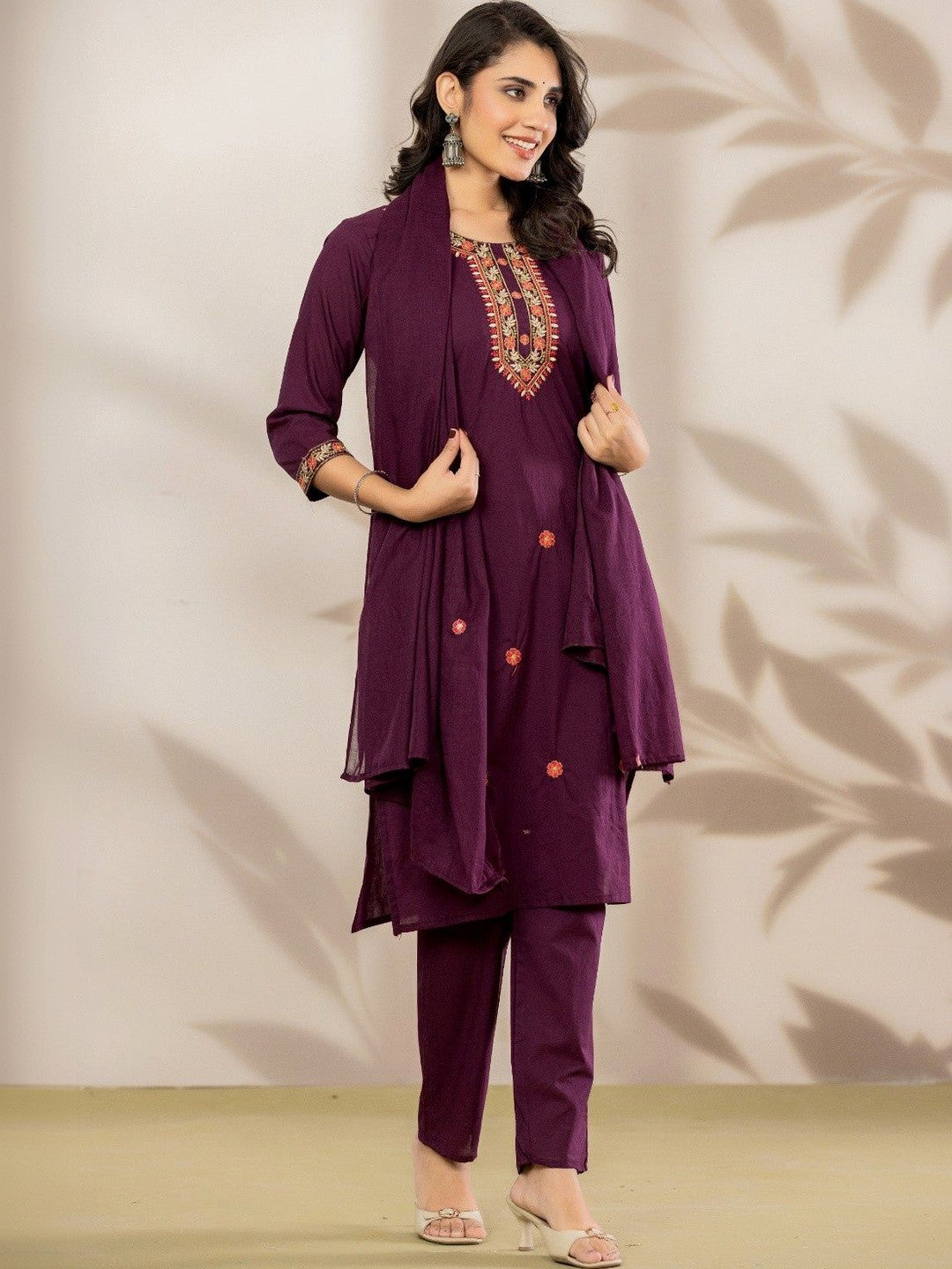 Women Ethnic Motifs Embroidered Regular Thread Work Pure Cotton Kurta with Trousers & With Dupatta