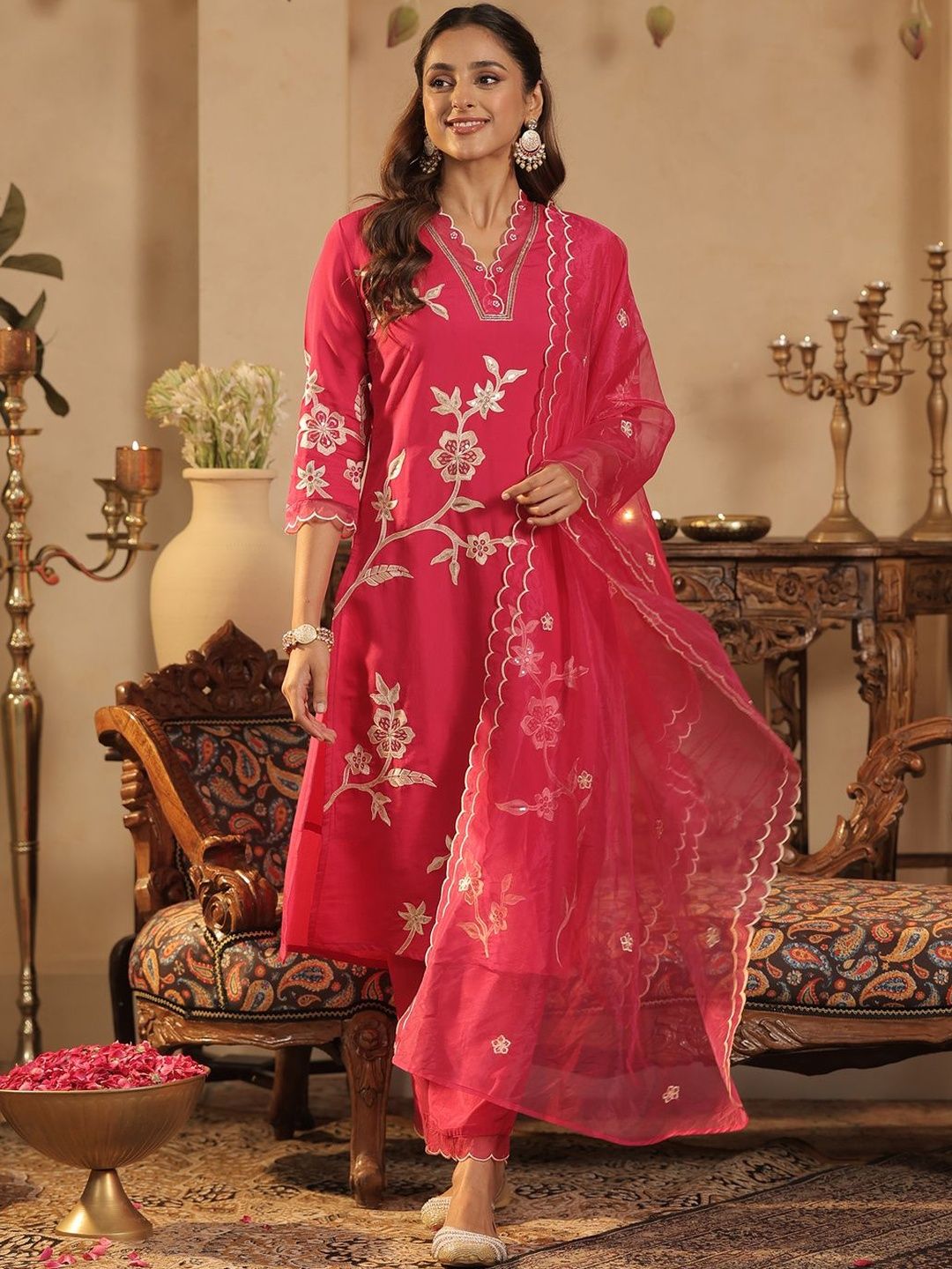Dhiyona IE Women Floral Embroidered Regular Sequinned Kurta with Trousers & Dupatta