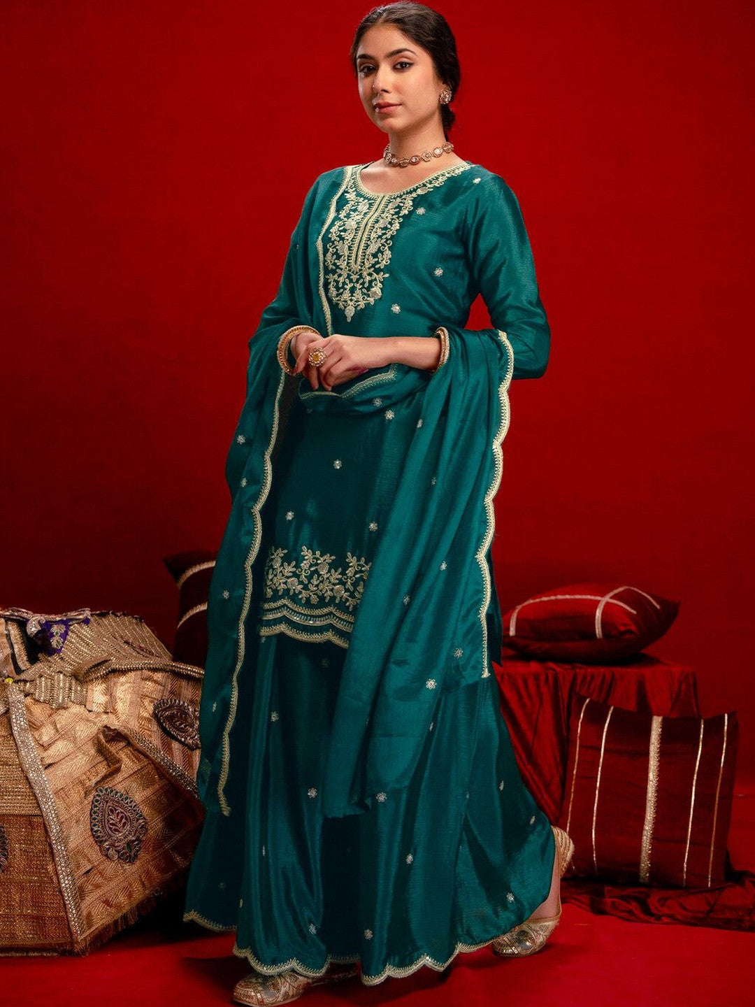 Women Ethnic Motifs Embroidered Regular Thread Work Kurta with Sharara & With Dupatta