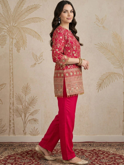 Women Ethnic Motifs Embroidered Regular Mirror Work Silk Crepe Kurti with Trousers