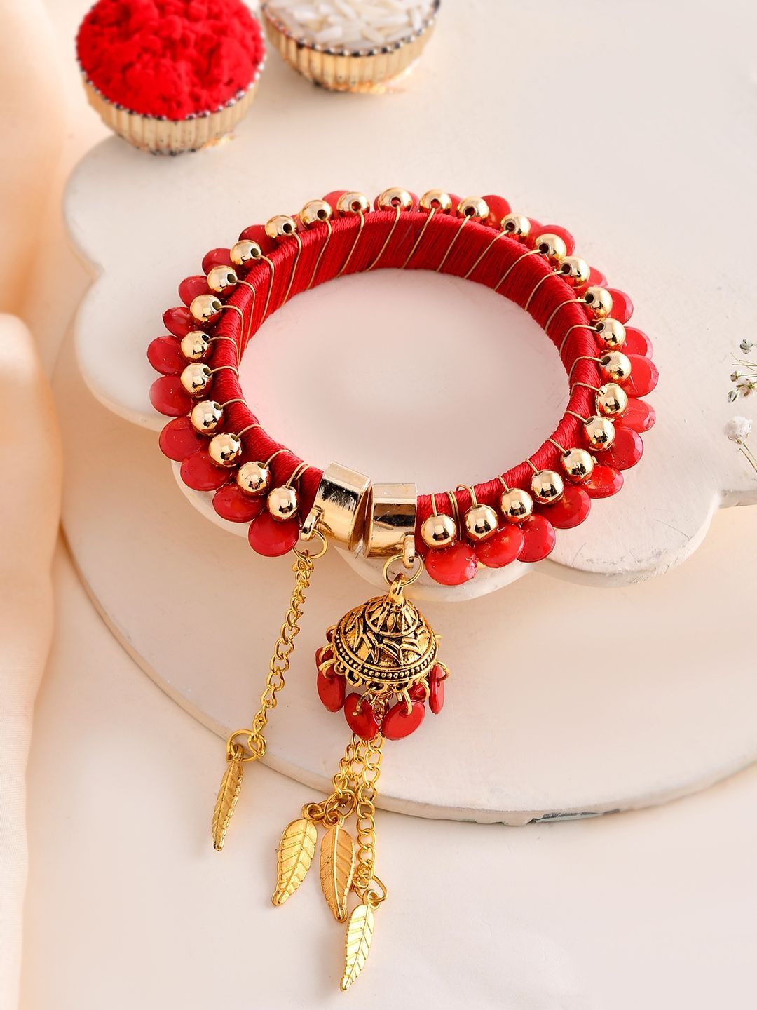 Dhiyona Rakhi